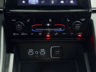 2025 Jeep Grand Cherokee Altitude 4x4