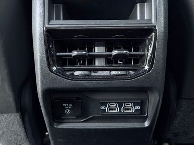 2025 Jeep Grand Cherokee Altitude 4x4