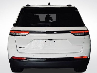 2025 Jeep Grand Cherokee Altitude 4x4