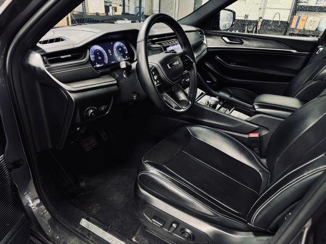 2022 Jeep Grand Cherokee Overland 4x4