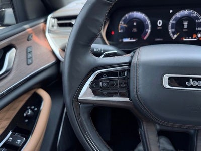 2023 Jeep Grand Cherokee Summit 4x4