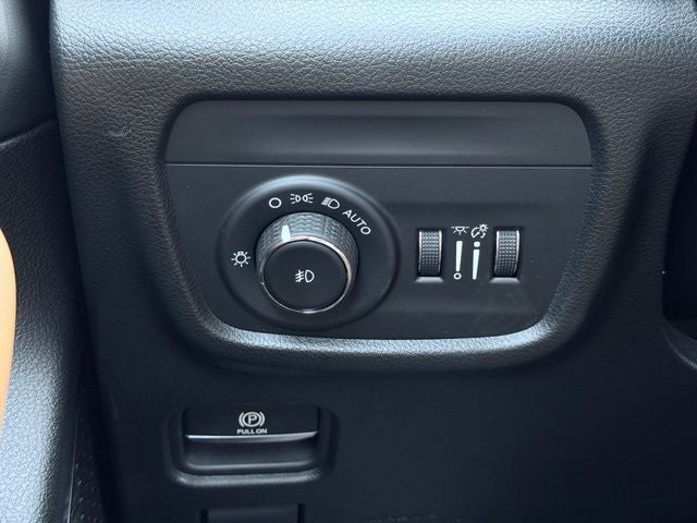 2023 Jeep Grand Cherokee Summit 4x4