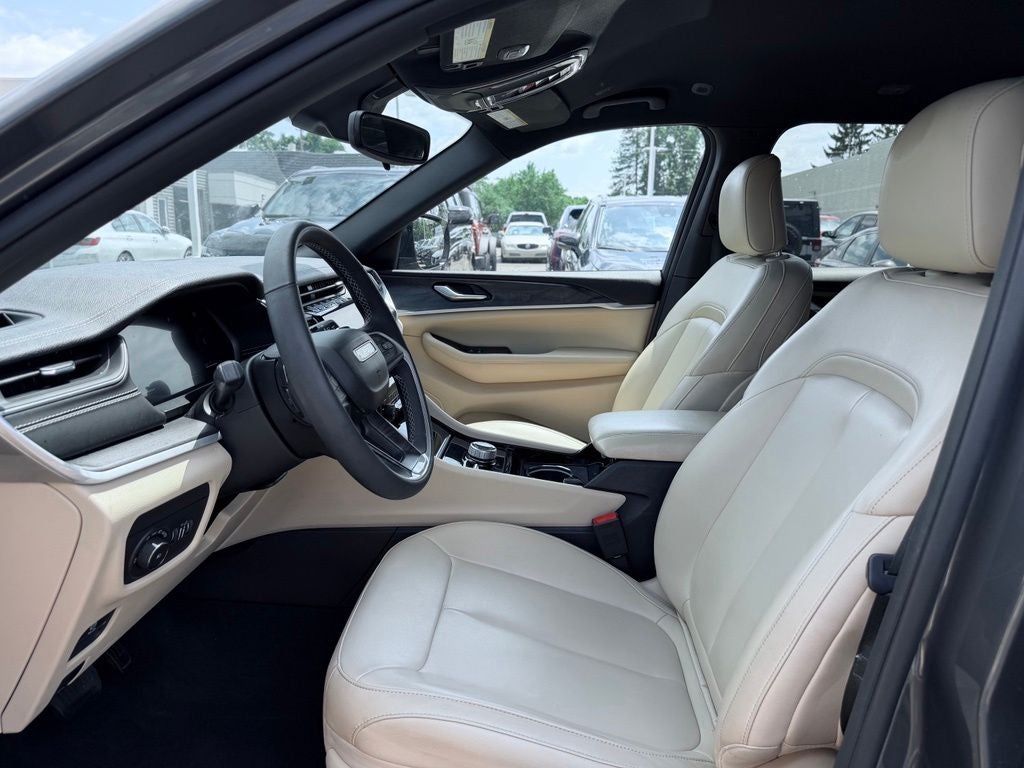 2023 Jeep Grand Cherokee L Limited 4x4