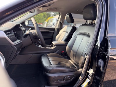 2024 Jeep Grand Cherokee L Limited * Certified Pre-Owned *