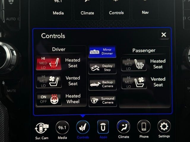 2021 RAM 1500 Limited Crew Cab 4x4 5'7' Box