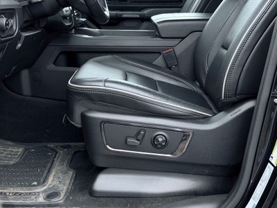 2022 RAM 1500 Limited Crew Cab 4x4 5'7' Box