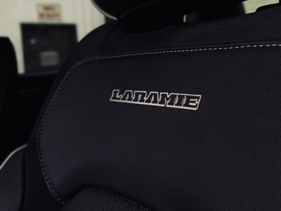 2022 RAM 1500 Laramie Crew Cab 4x4 5'7' Box