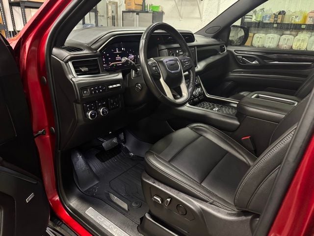 2022 GMC Yukon XL 4WD Denali