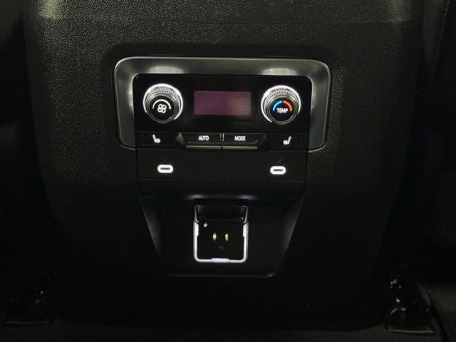 2022 GMC Yukon XL 4WD Denali