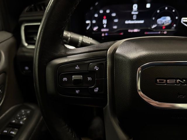 2022 GMC Yukon XL 4WD Denali
