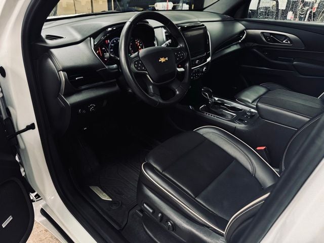 2022 Chevrolet Traverse AWD Premier