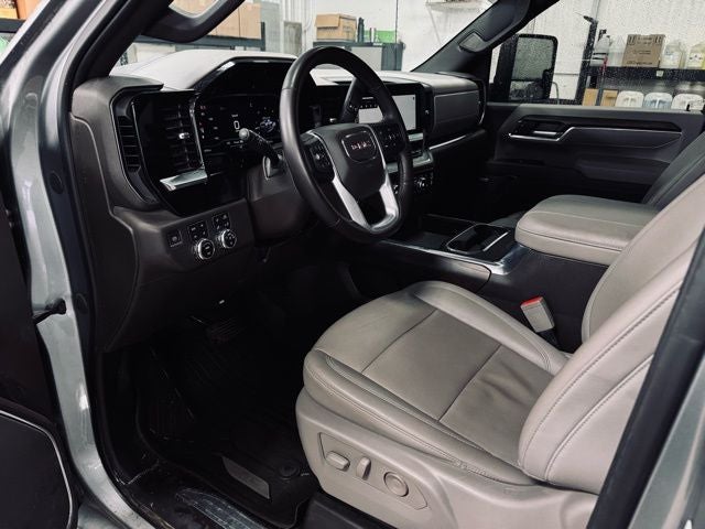 2024 GMC Sierra 2500HD 4WD Crew Cab Standard Bed SLT