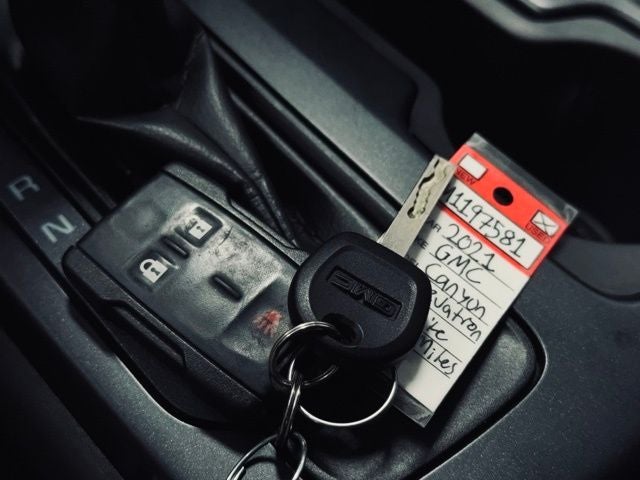 2021 GMC Canyon 4WD Extended Cab Elevation Standard