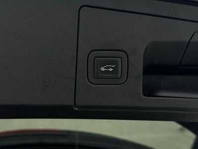 2023 Cadillac XT4 AWD Premium Luxury