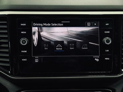 2022 Volkswagen Atlas 3.6L V6 SE w/Technology