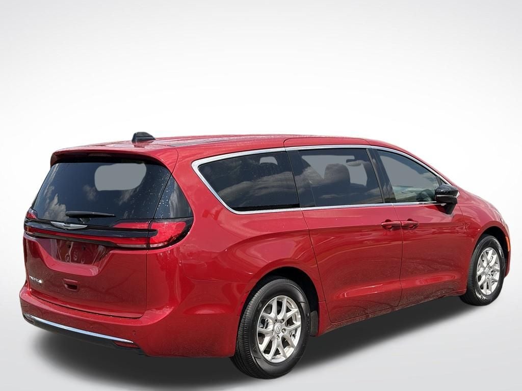 2025 Chrysler Pacifica Select * Certified Pre-Owned *