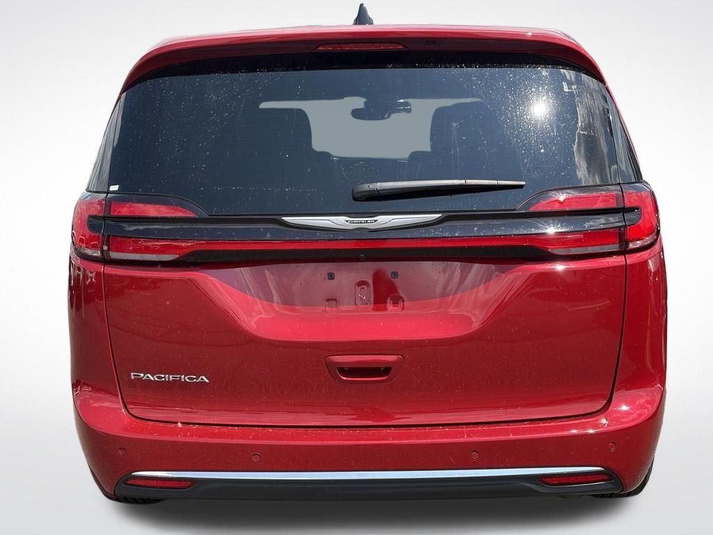 2025 Chrysler Pacifica Select * Certified Pre-Owned *