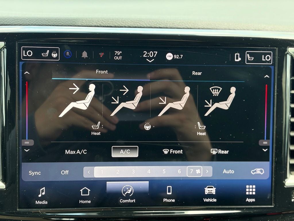 2025 Chrysler Pacifica Select * Certified Pre-Owned *