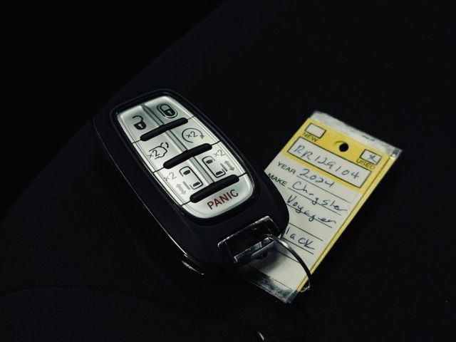 2024 Chrysler Voyager LX