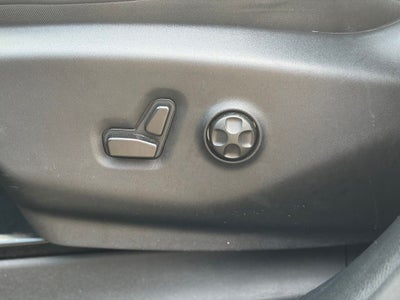 2025 Chrysler Pacifica Limited * Certified Pre-Owned *