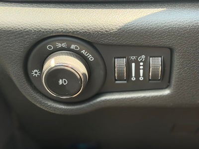 2025 Chrysler Pacifica Limited * Certified Pre-Owned *