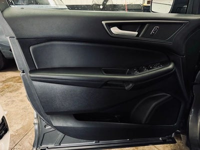 2023 Ford Edge SE