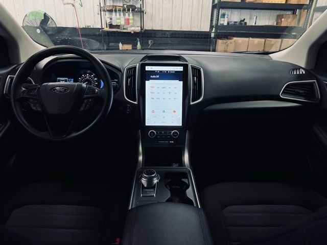 2023 Ford Edge SE