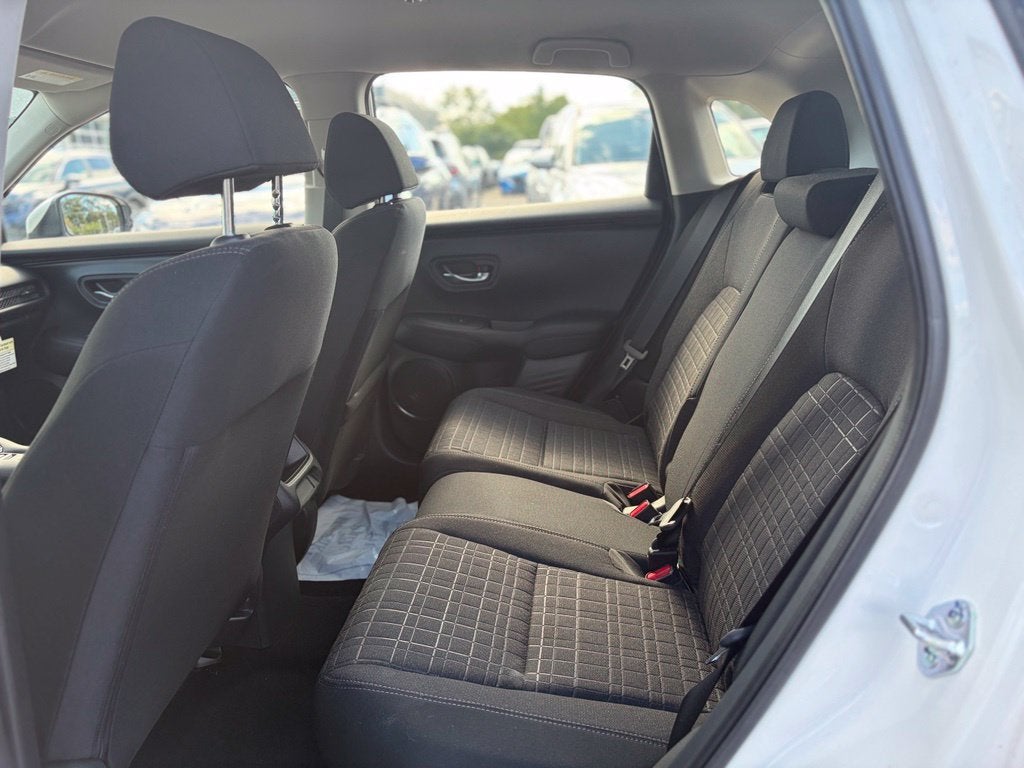 2025 Honda HR-V LX