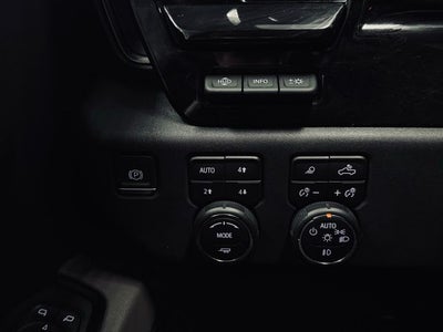 2023 Chevrolet Silverado 1500 4WD Crew Cab Short Bed ZR2