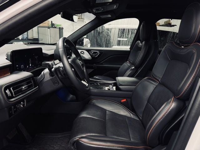 2025 Lincoln Aviator Black Label