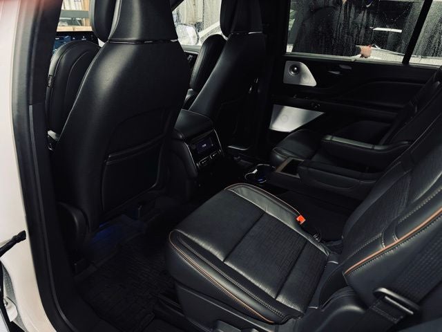2025 Lincoln Aviator Black Label