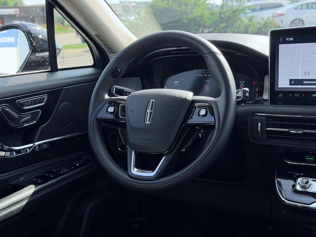 2024 Lincoln Corsair Premiere