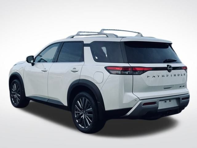 2023 Nissan Pathfinder SL 4WD