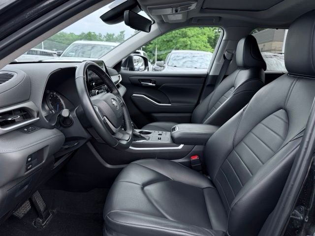 2024 Toyota Highlander Hybrid XLE