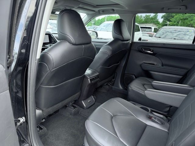 2024 Toyota Highlander Hybrid XLE