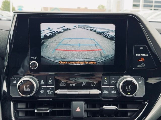 2024 Toyota Highlander Hybrid XLE