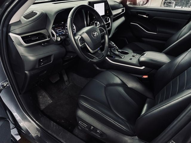 2023 Toyota Highlander Hybrid Hybrid XLE