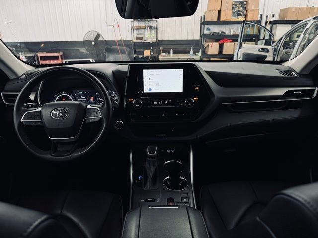 2023 Toyota Highlander Hybrid Hybrid XLE