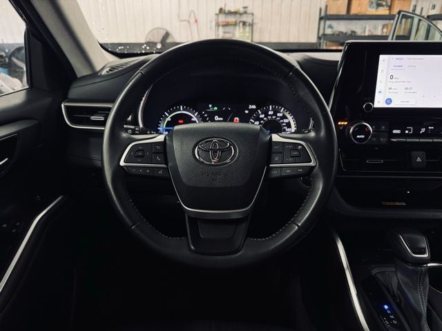 2023 Toyota Highlander Hybrid Hybrid XLE
