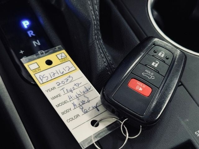 2023 Toyota Highlander Hybrid Hybrid XLE