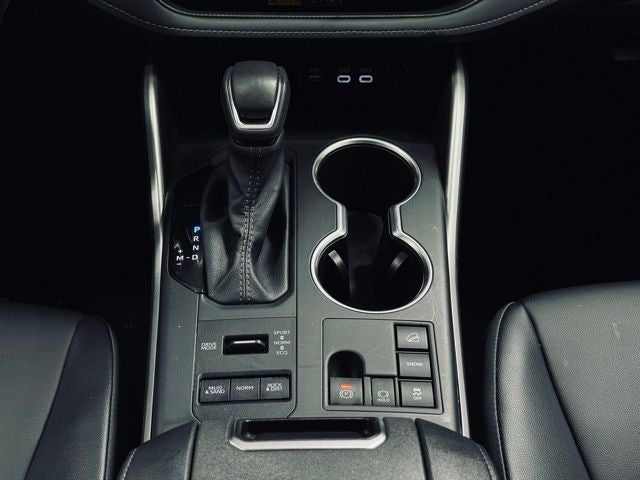 2025 Toyota Highlander Base