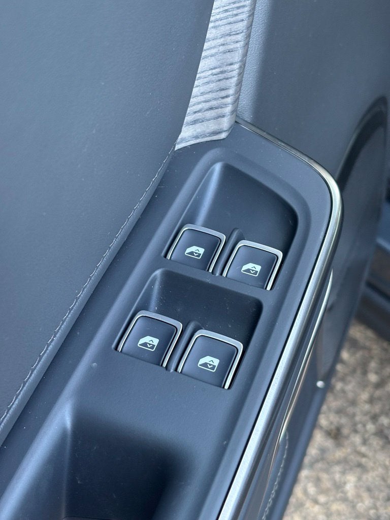 2022 Rivian R1S Launch Edition