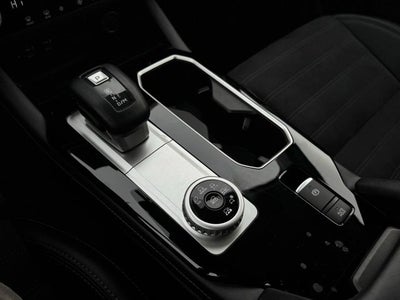 2025 Mitsubishi Outlander Base