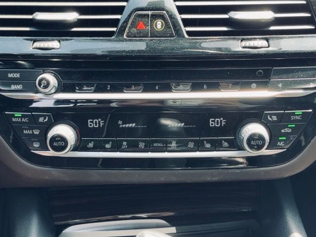 2021 BMW 5 Series xDrive