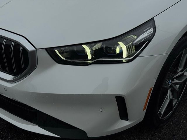 2026 BMW 5 Series 530i xDrive