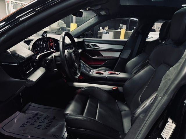 2020 Porsche Taycan Turbo