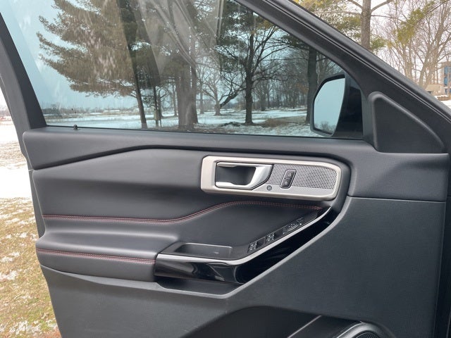 2024 Ford Explorer ST-Line