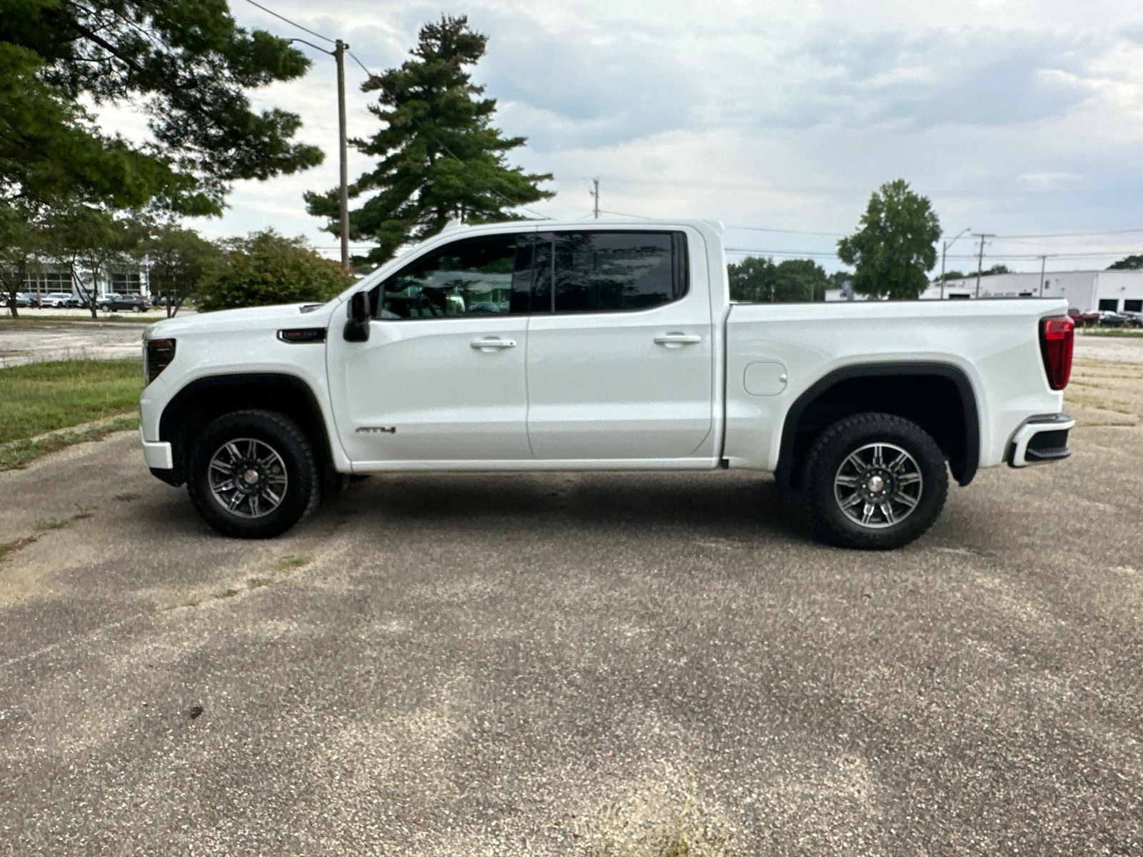 2025 GMC Sierra 1500 AT4