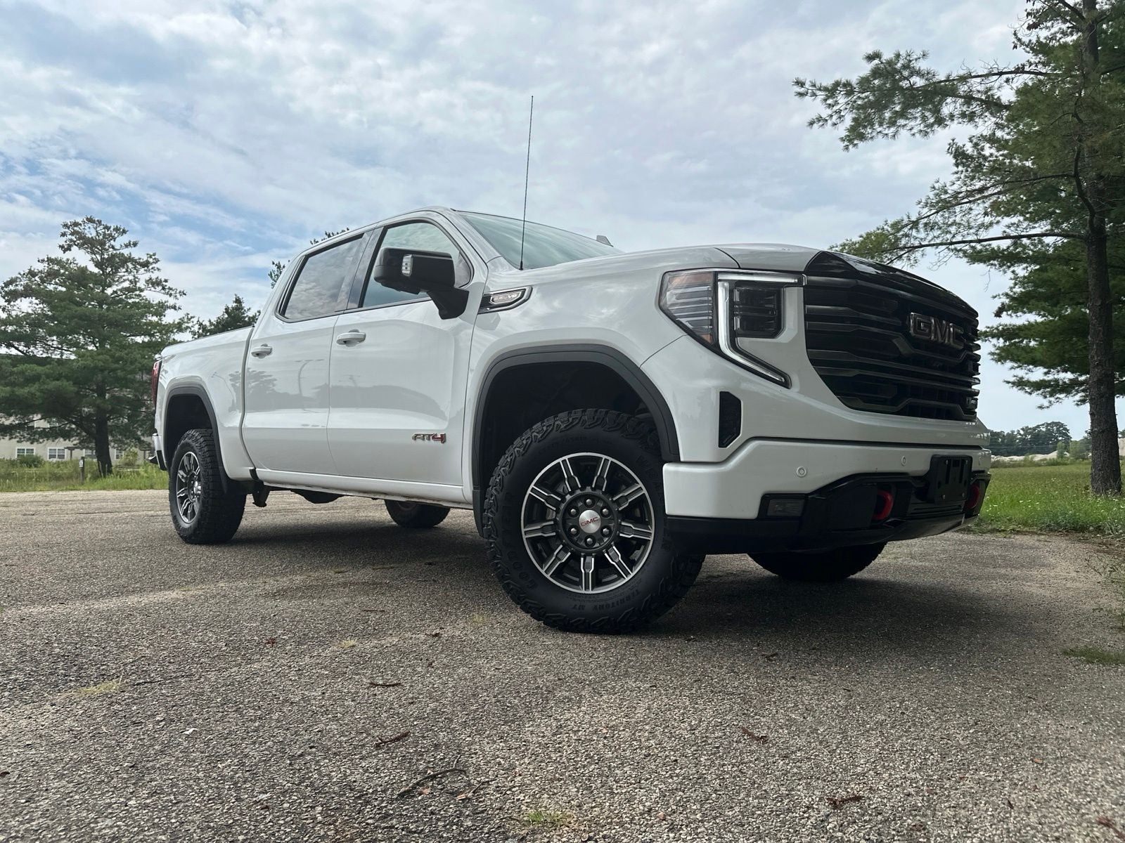 2025 GMC Sierra 1500 AT4