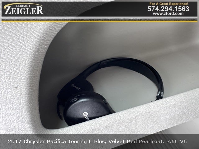 2017 Chrysler Pacifica Touring L Plus